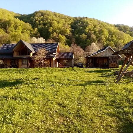 федорчуків за рікою * Scheschory