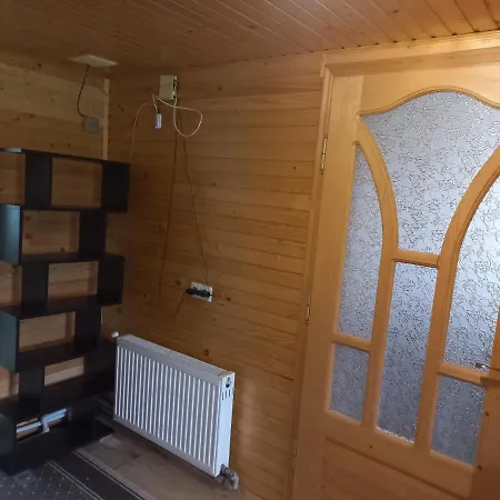 Nyaraló федорчуків за рікою *