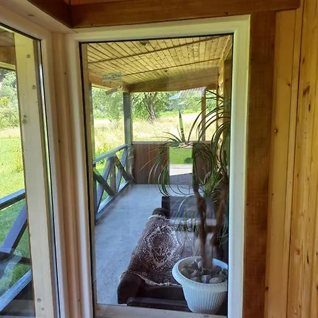 Holiday home федорчуків за рікою Sheshory
